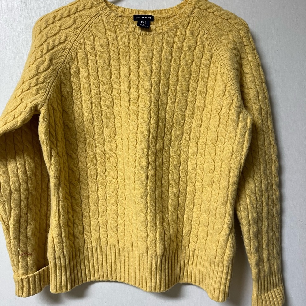 GAP Cable Knit Lambs Wool Blend Sweater size Large